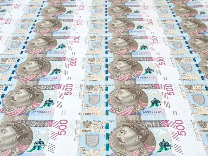 The NBP flooded Poland with cash. There are mainly high denominations